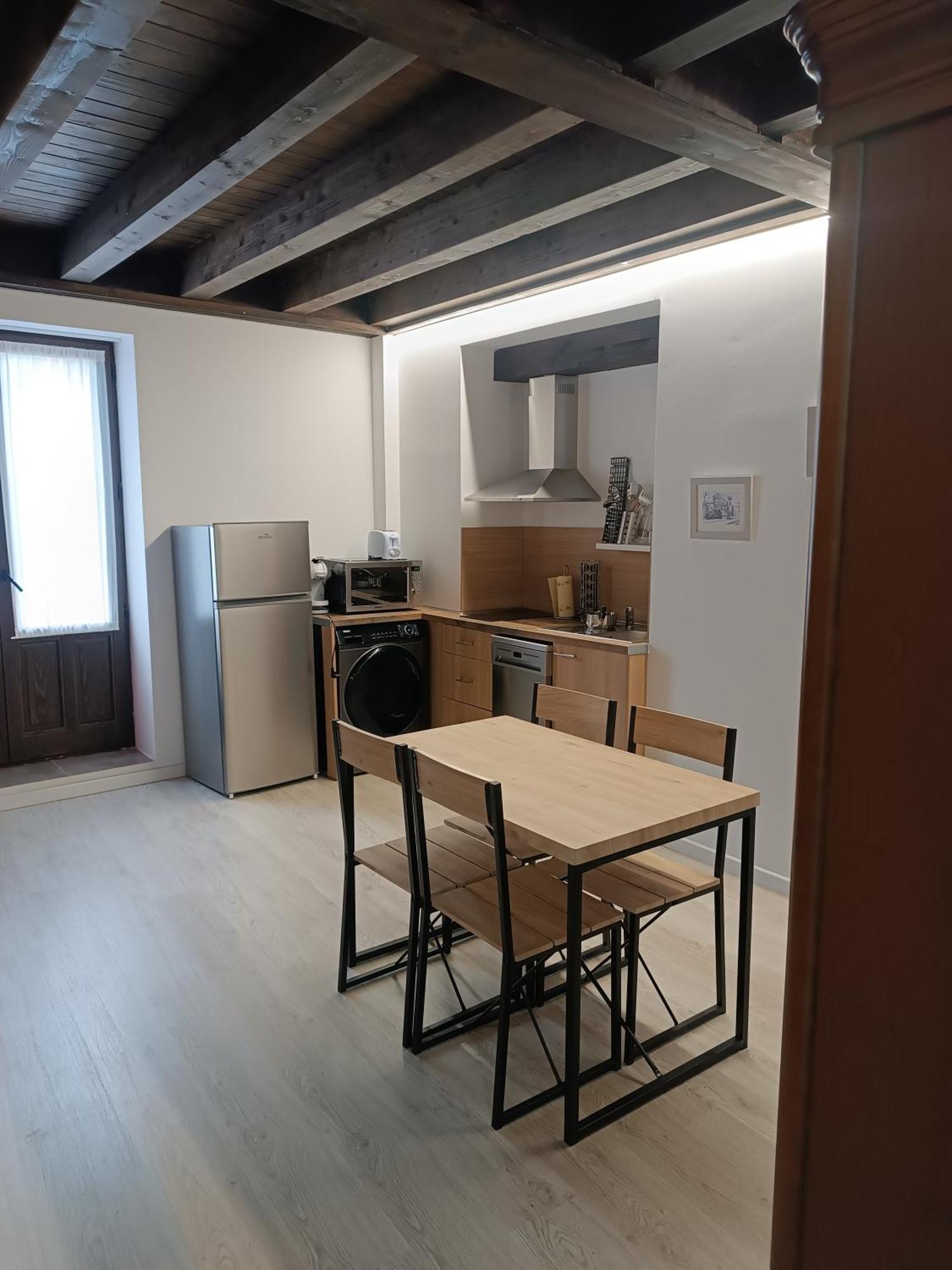 Apartamentos Turisticos Avila Puerta Del Puente 1-3 Εξωτερικό φωτογραφία