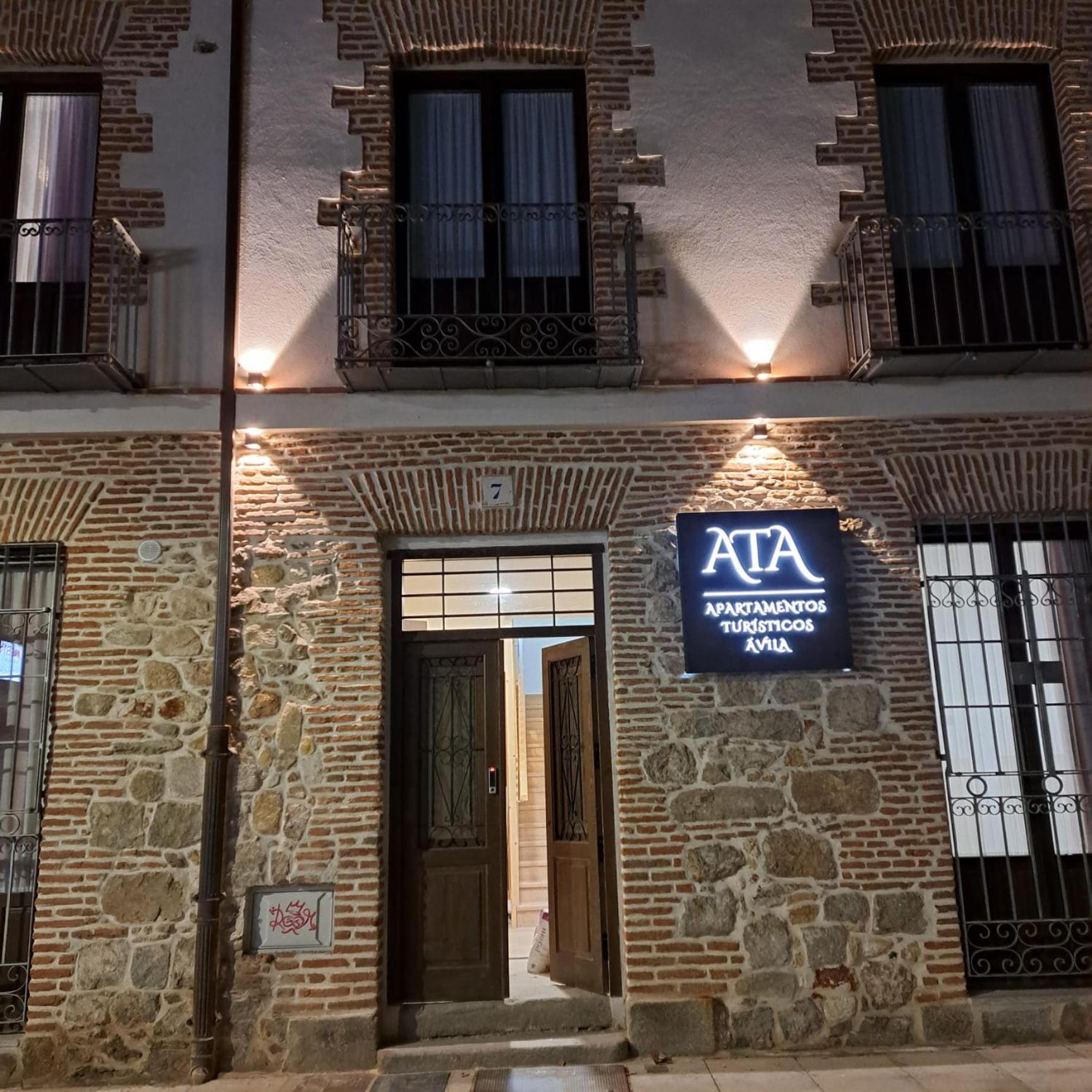Apartamentos Turisticos Avila Puerta Del Puente 1-3 Εξωτερικό φωτογραφία
